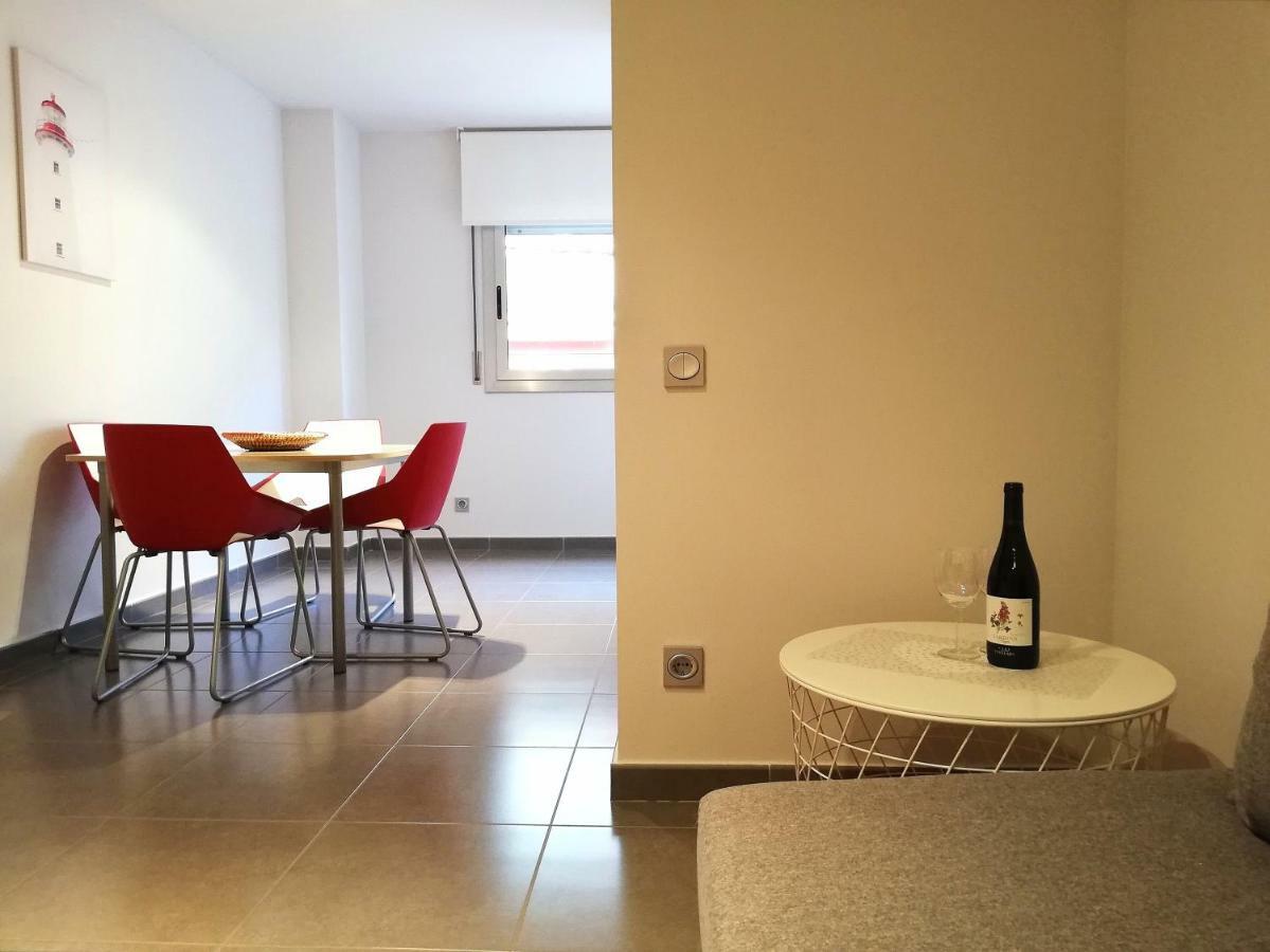 Mazi Apartments Nest 마타로 외부 사진